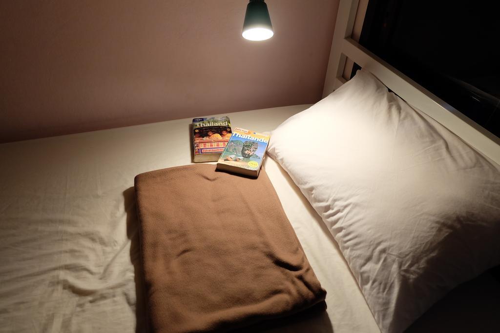 Tiny Hostel Bangkok Extérieur photo