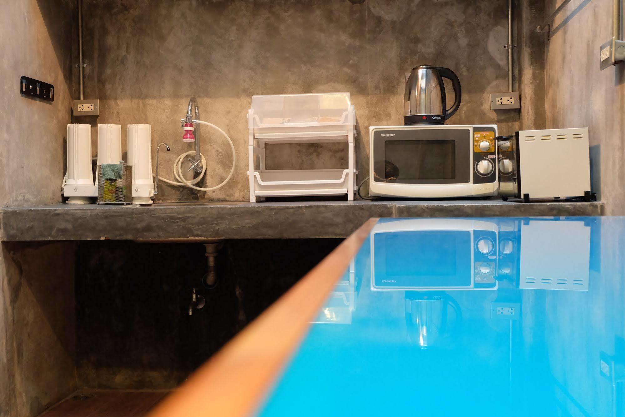Tiny Hostel Bangkok Extérieur photo