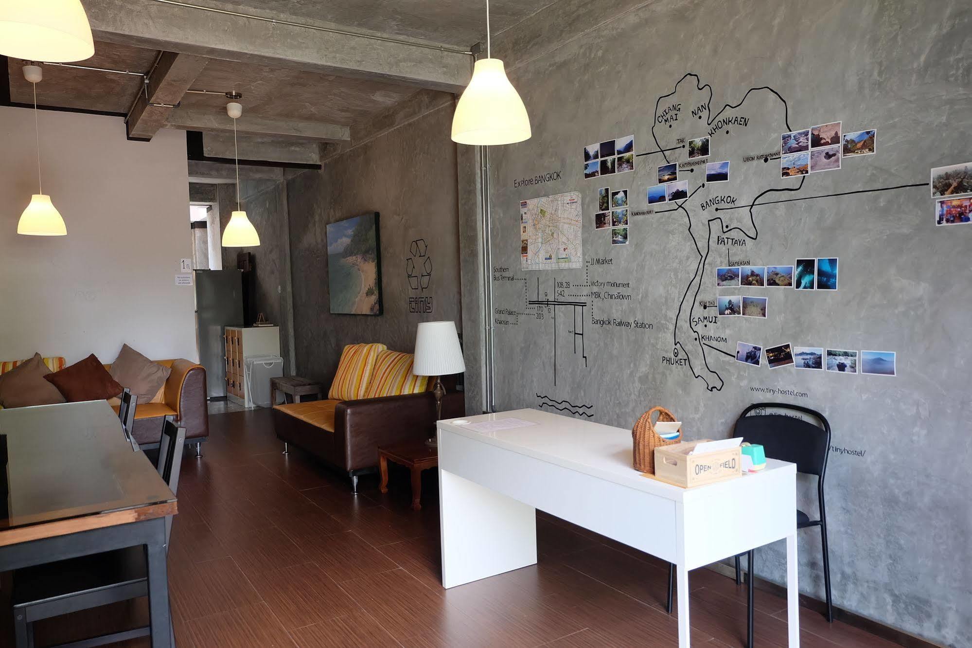Tiny Hostel Bangkok Extérieur photo